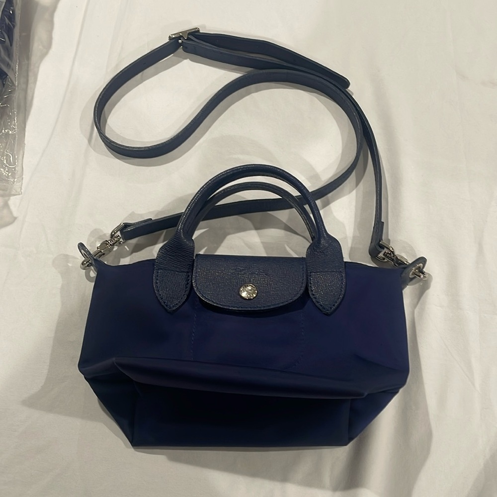 Longchamp Le Pliage Neo Extra Small Crossbody Tote